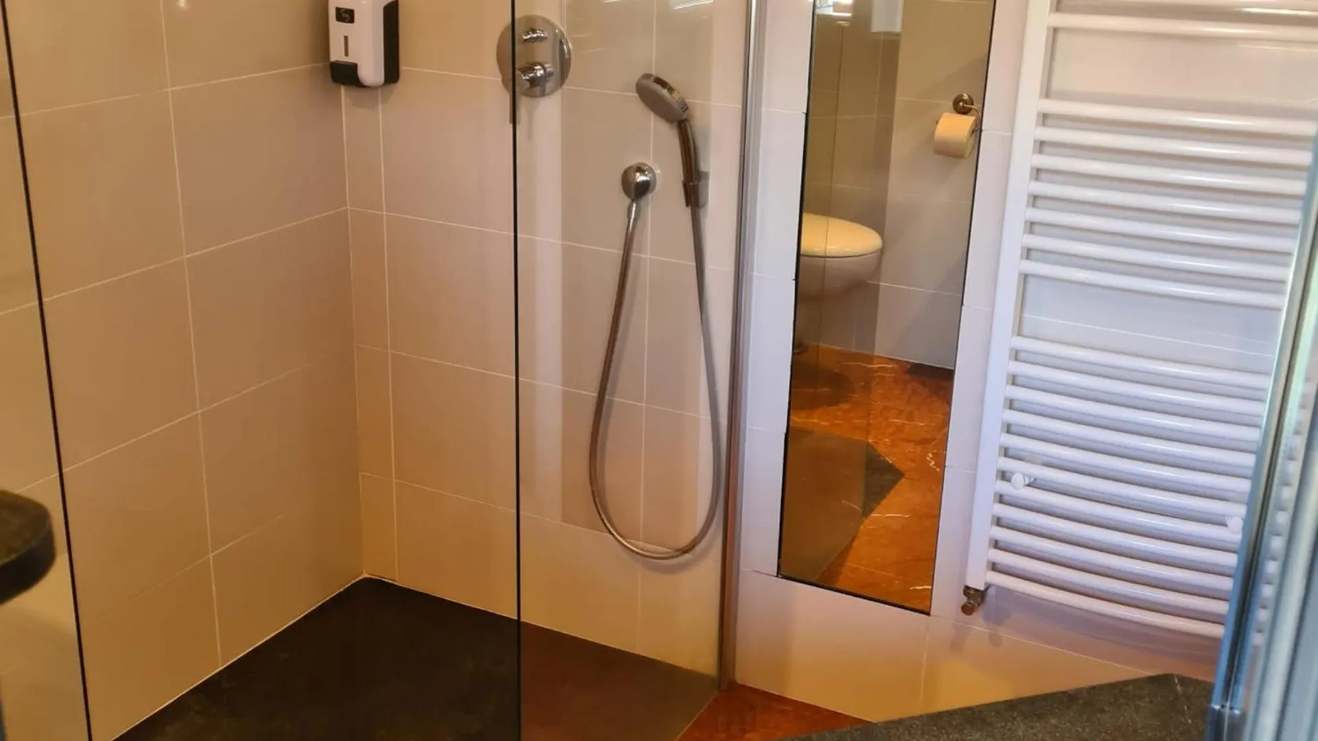 Hotel Lodge Les Jardins D'Espaladous Saint-Pierre-Eynac